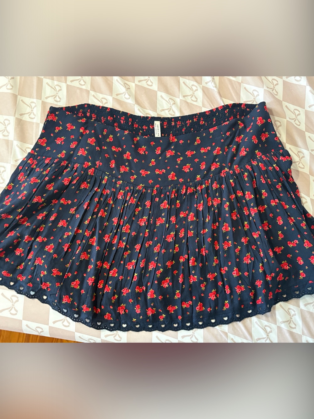 American Eagle Size XXL Navy Floral Circle Micro Mini Skort with Red Rose Print